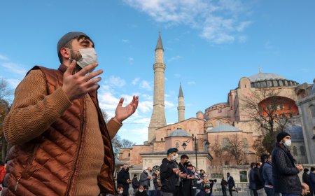 Öğle Namazı Kaç Rekattır Nasıl Kılınır?